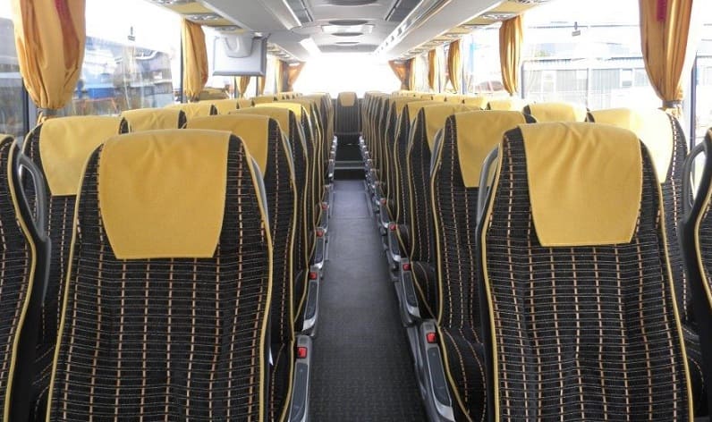 France: Coaches reservation in France in France and Auvergne-Rhône-Alpes